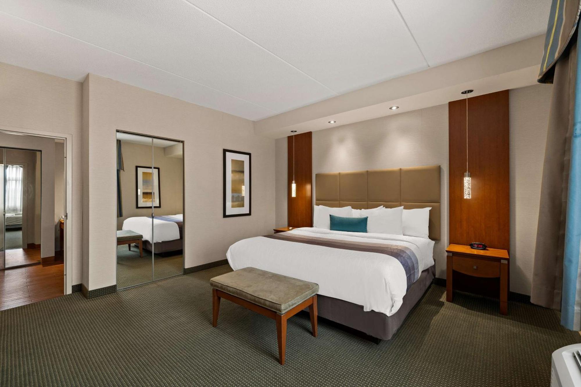 Best Western Plus Orangeville Inn & Suites Eksteriør billede